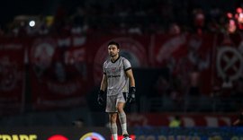 Em noite de Copa do Brasil, Matheus Albino completa 100 jogos pelo CRB
