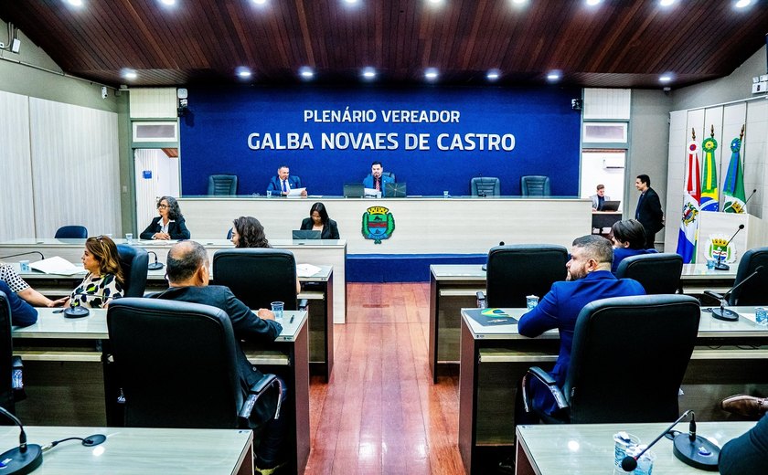 Câmara encerra semestre com 100 projetos aprovados e mais de duas mil indicações