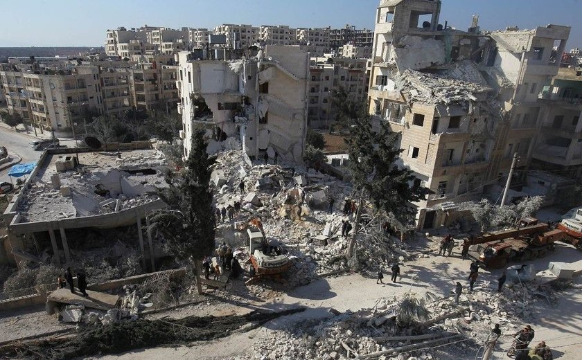 Forte explosão na cidade síria de Idlib deixa 18 pessoas mortas