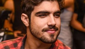 Ator Caio Castro assina com a TV Globo e estará na próxima novela das nove