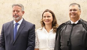 Em Brasília, Arthur Lira participa de posse de Flávio Dino no STF