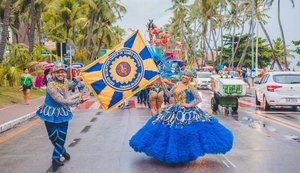Dez escolas de samba desfilaram na noite de ontem em Maceió