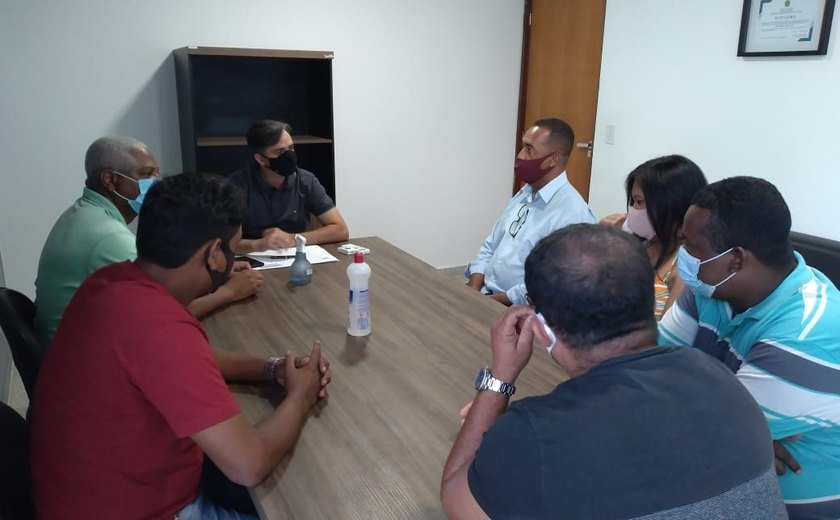 Joãozinho se reúne com lideranças comunitárias para ouvir demandas da população
