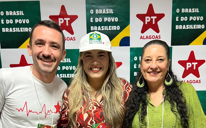 Dafne Orion toma posse na direção executiva do PT em Alagoas