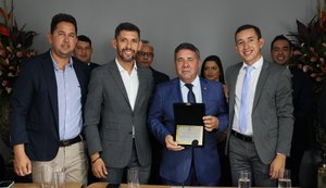PGJ Márcio Roberto é o mais novo cidadão honorário de Olivença