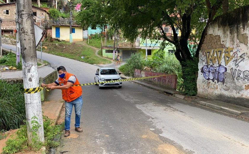 Defesa Civil interdita Ladeira da Moenda