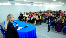 Assédio no ambiente de trabalho: Juíza palestra para servidores da rede estadual de ensino