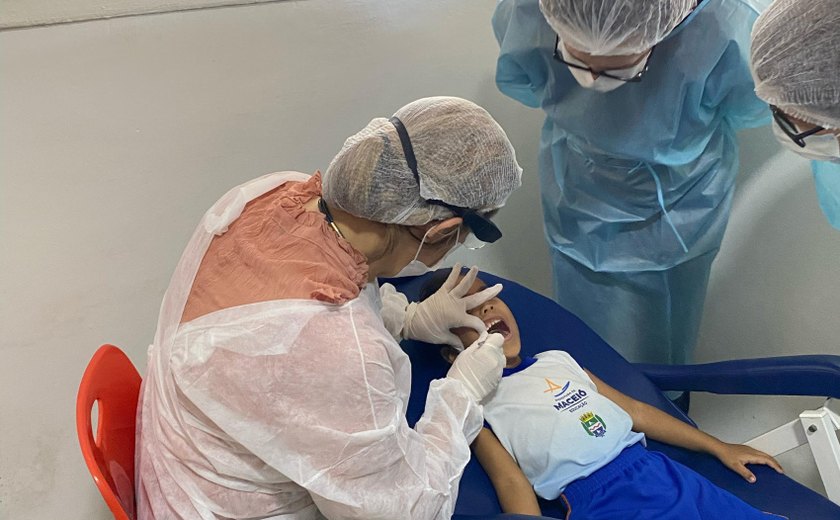 Dia D Mais Saúde Bucal leva serviços odontológicos para as escolas