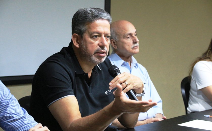 Lira deve apoiar nomes da Bahia e São Paulo