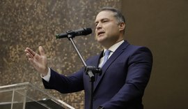 Renan Filho diz que resultado das urnas restaurou a democracia e pediu união dos eleitos para reconstruir o país