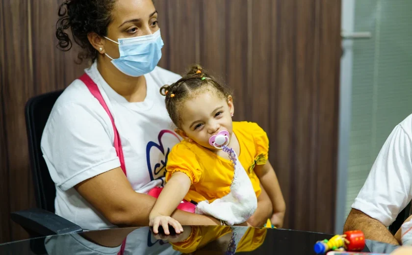 Remédio de Maria Helena deve ser aplicado este mês