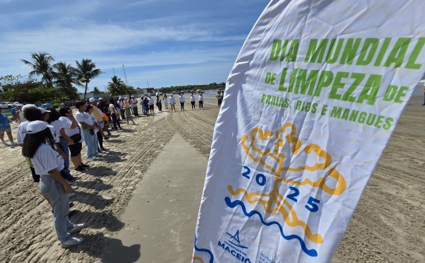 Dia Mundial de Limpeza das Praias: Alurb promove mutirão por toda a orla de Maceió