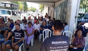 Servidores do Portugal Ramalho realizam protesto por realocação da unidade