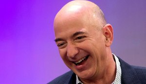 Dono da Amazon ultrapassa Bill Gates e se torna o homem mais rico do mundo