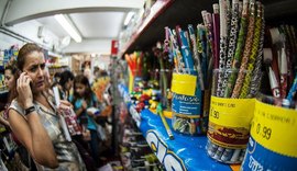 Procon Maceió faz pesquisa de preços de materiais escolares