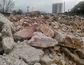 Alurb orienta sobre o descarte correto de resíduos da construção civil
