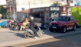 Homem cai da moto e fica ferido após tentar desviar de cachorro em avenida de Arapiraca