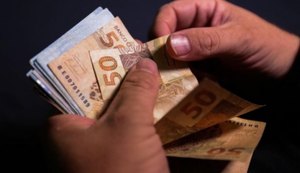 Governo de Alagoas paga 13º salário dos servidores nesta sexta-feira