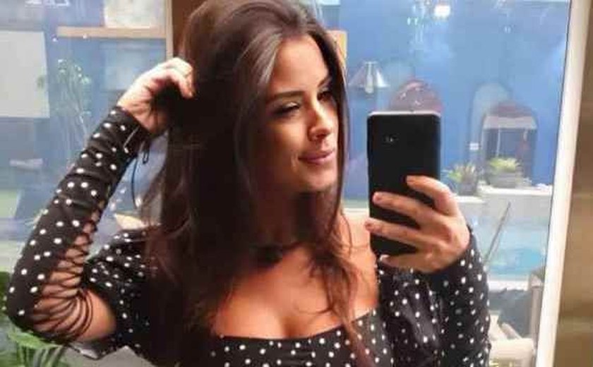 ‘BBB20’: Furo! Marca paga para divulgar celular e Ivy diz que o aparelho travou