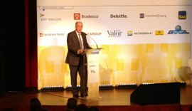 'Petrobras considera aumentar frequência de reajuste da gasolina'