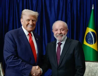 Lula se reúne com Trump na Malásia e discute relações entre Brasil-EUA