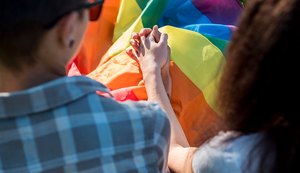 Em pesquisa inédita do IBGE, 44 mil adultos se declararam homossexuais ou bissexuais em AL no ano de 2019