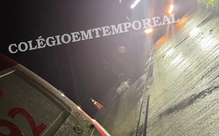 Homem morre atropelado por ônibus ao tentar atravessar trecho da BR-101
