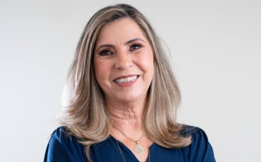 Assembleia Legislativa de Alagoas outorga Comenda Irmã Dulce à Senhora Angela Abdo