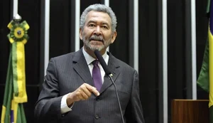 Paulão recebe título de Cidadão Honorário de São Miguel dos Campos