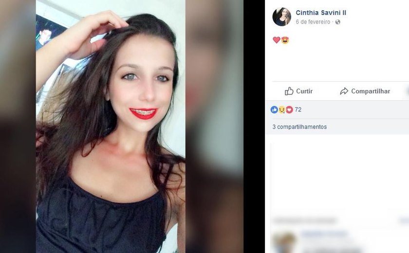 Cantora de 22 anos morre em acidente com carro dirigido pelo namorado