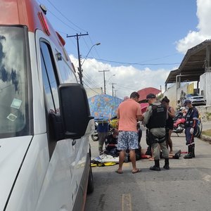 Homem De Anos Sofre Parada Cardiorrespirat Ria No Tabuleiro Do