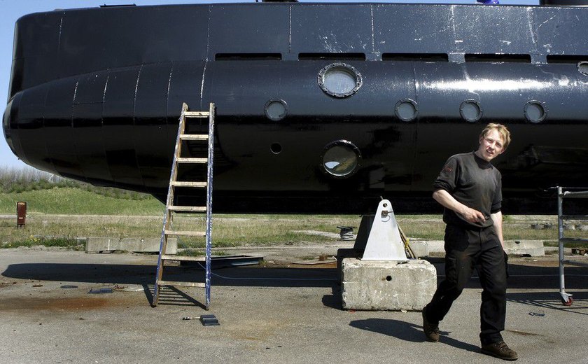 Dinamarquês admite ter esquartejado jornalista sueca em submarino