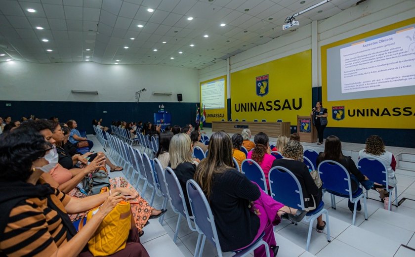 Formação orienta sobre prevenção da meningite nas escolas da rede pública municipal