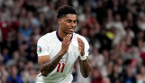 Polícia realiza 4 prisões após ofensas racistas a jogadores ingleses