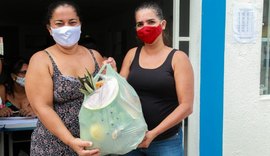 Entrega de kits de alimentação escolar da SEMED Penedo começa na Escola Irmã Jolenta