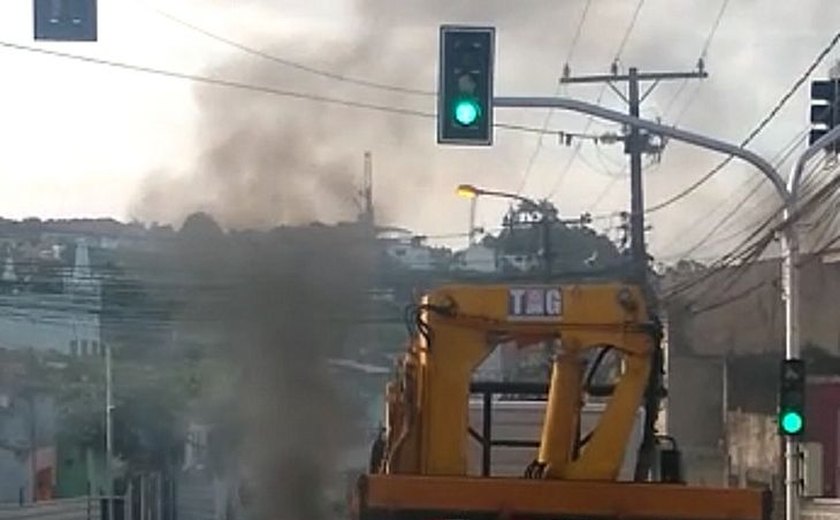 Moradores de Bebedouro realizam ato em protesto contra a falta de água na região