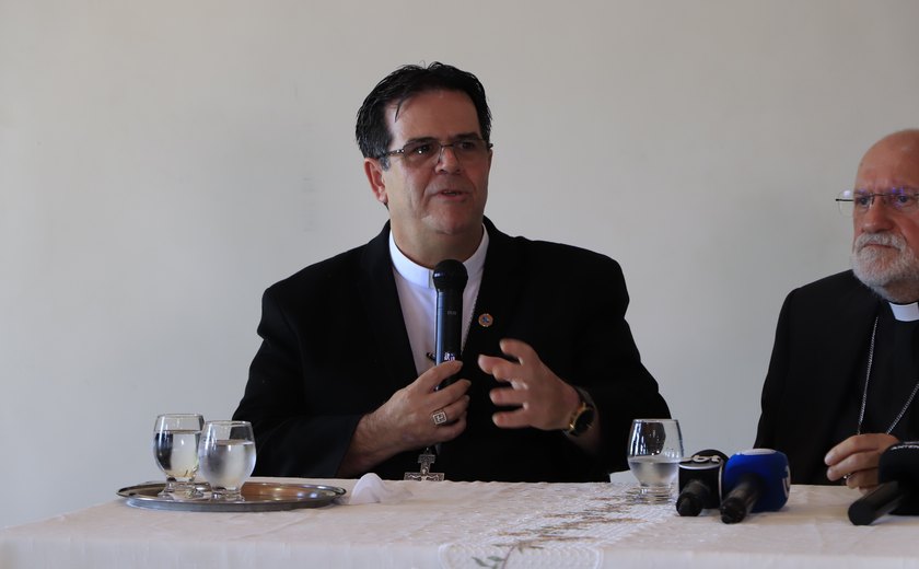 Missão de Dom Beto tem respaldo de vítimas