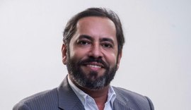 Presidente do PT Maceió considera imoral homenagem de vereadores a Bolsonaro