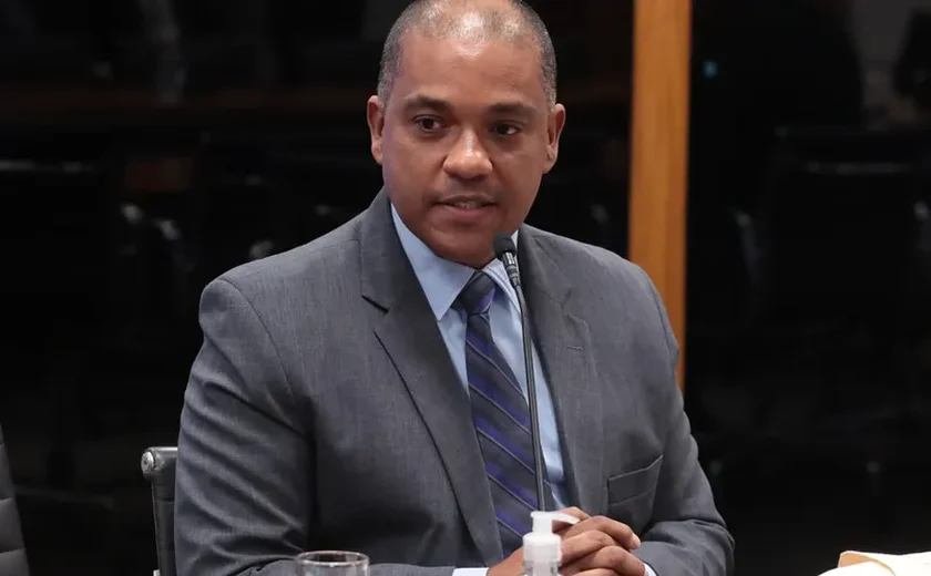 Clayton Santos toma posse no Conselho de Comunicação da Câmara dos Deputados