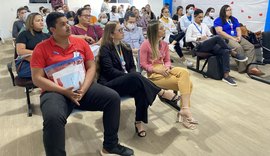 Cria capacita profissionais da rede pública hospitalar sobre adoção legal