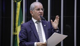 Comissão aprova proposta de atenção a pessoas com lúpus e artrite