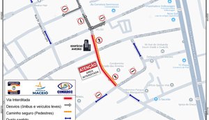 Trecho de rua no Pinheiro é interditado para demolição de edifício