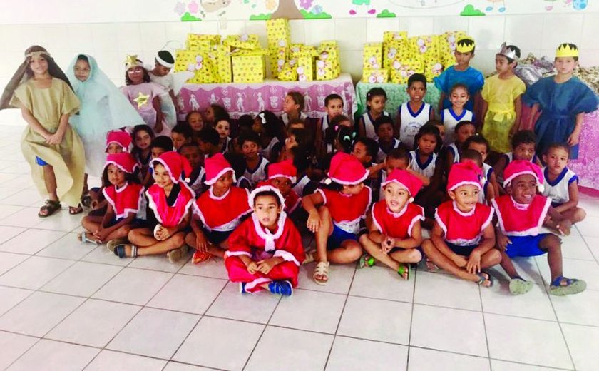 Ri Happy Maceió se une a clientes e promove Natal Solidário