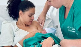 Maternidade incentiva amamentação na primeira hora de vida dos recém-nascidos