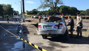 Acidente deixa uma pessoa morta após colisão com poste