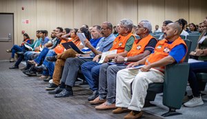 Voluntários participam de curso de formação para Núcleos Comunitários de Defesa Civil