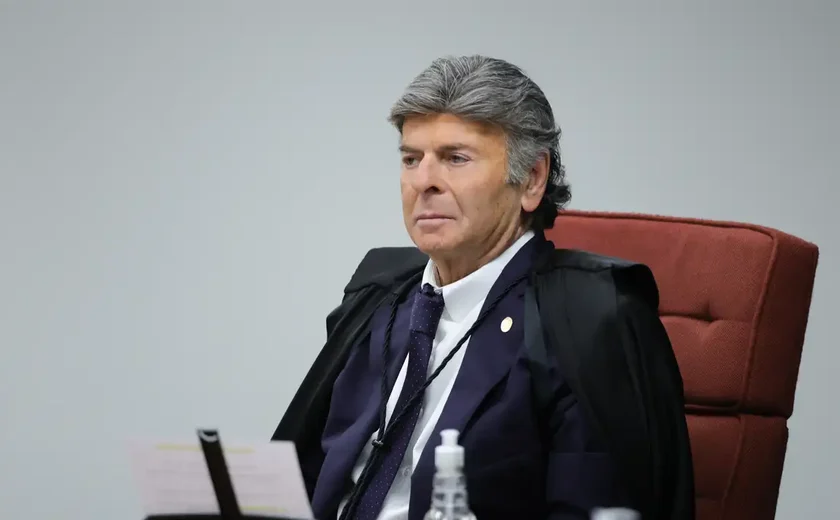 Fux é o terceiro a votar em nova sessão de julgamento de Bolsonaro