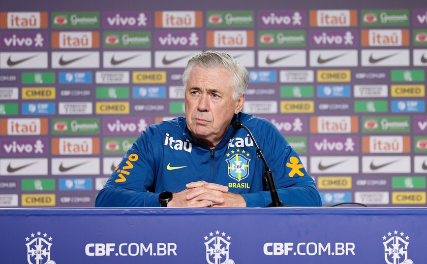 Seleção brasileira será mantida com quatro atacantes em duelo contra o Chile