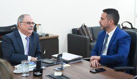 'Programa do Leite de Alagoas é prioridade do Ministério do Desenvolvimento Social', diz secretário-executivo da pasta