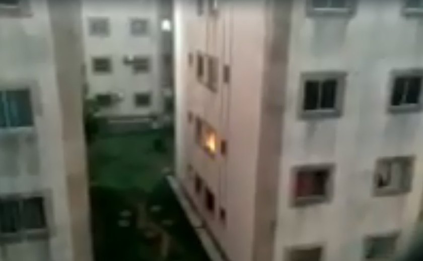 Corpo de Bombeiros é acionado para controlar incêndio em apartamento